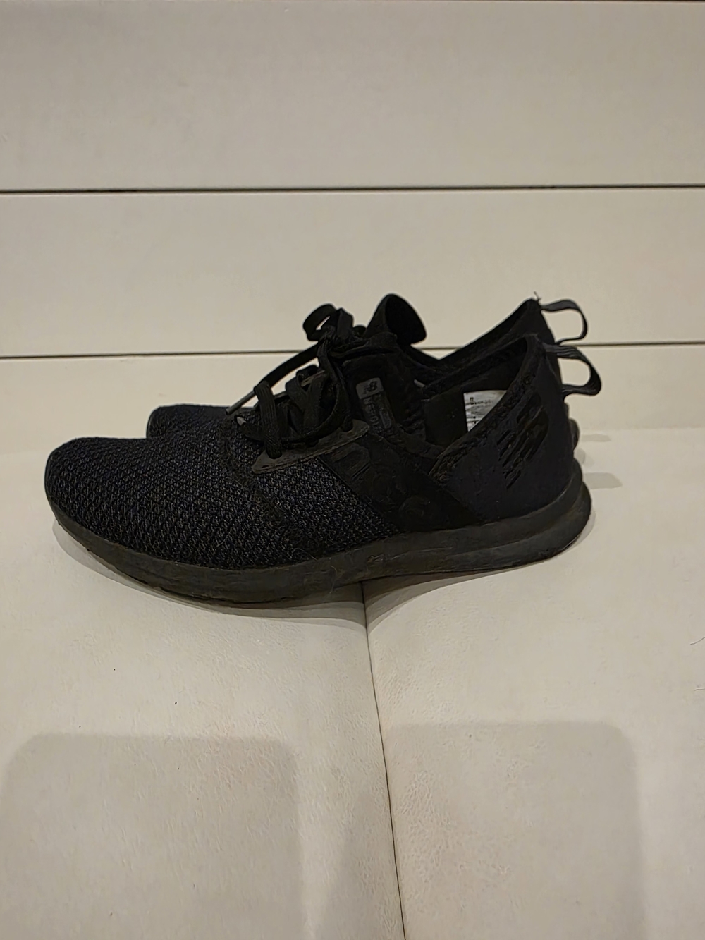 New Balance Women's Black Lightweight Knit Trainer